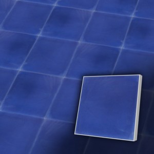 Einfarbige Zementfliese 20x20 cm Brilliantblau - antiker Baustoff